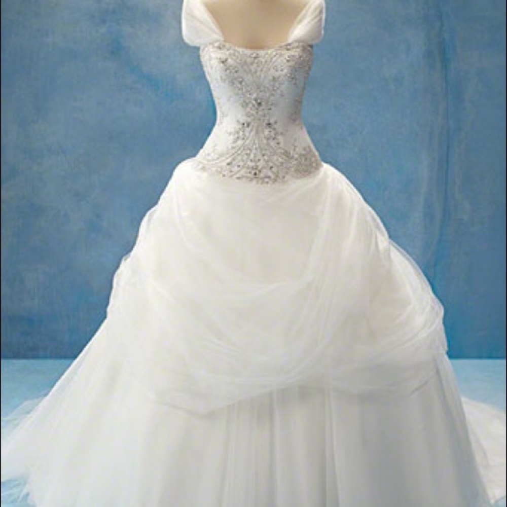 Alfred Angelo Wedding Dress “The Belle”